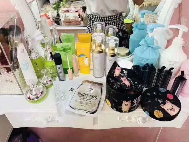 纪莱熙产品衣服都可以用纯植物精华
