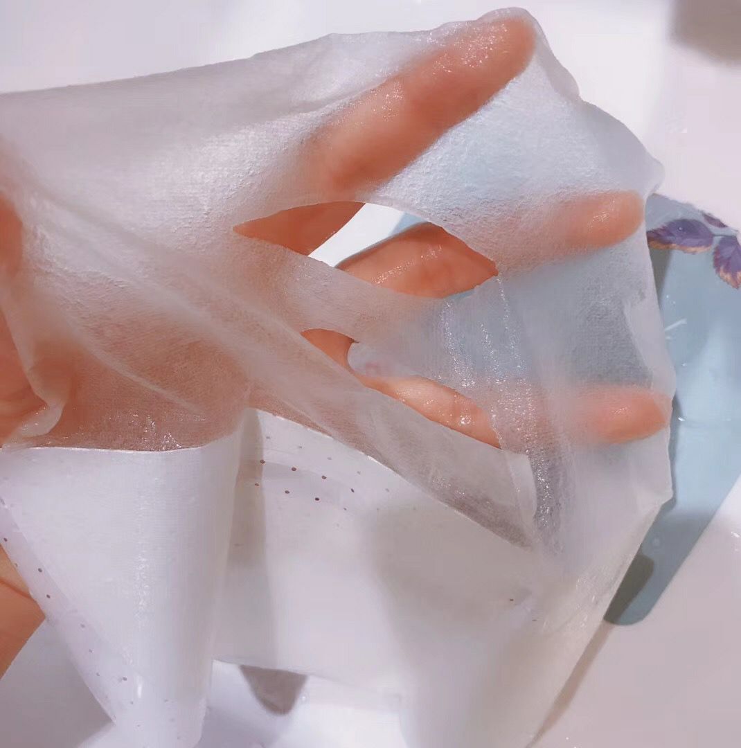 蚕丝补水面膜
