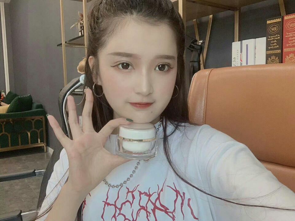 MY冰激凌初乳嫩肤霜  抗衰老 改善肤色不均