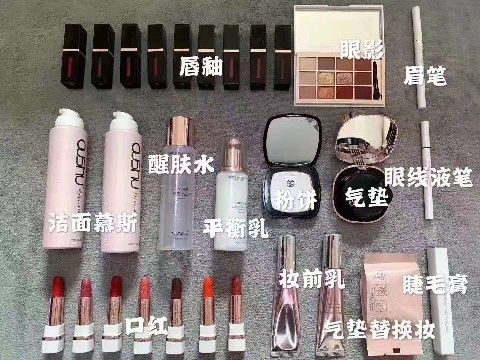 哈喽，我是卖欧束的一名小宝妈