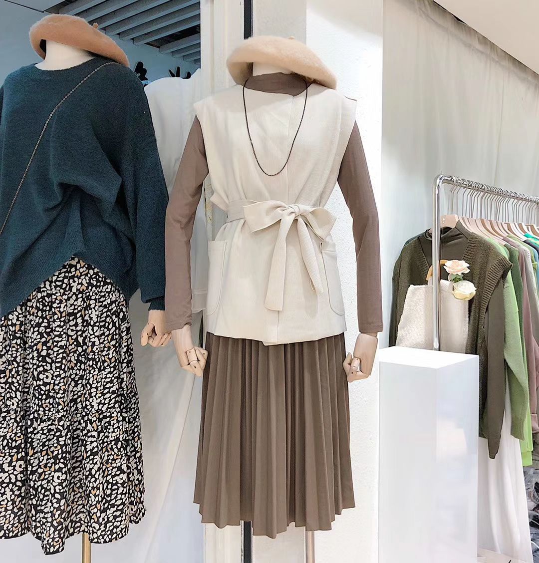 26°STUDIO店服饰精美，品质上乘，正品渠道，一件代发招加盟，加盟享受拿货价