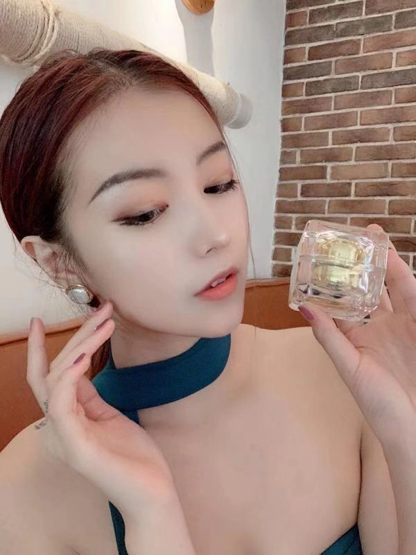 ✨菲梵利诗美颜霜✨❤