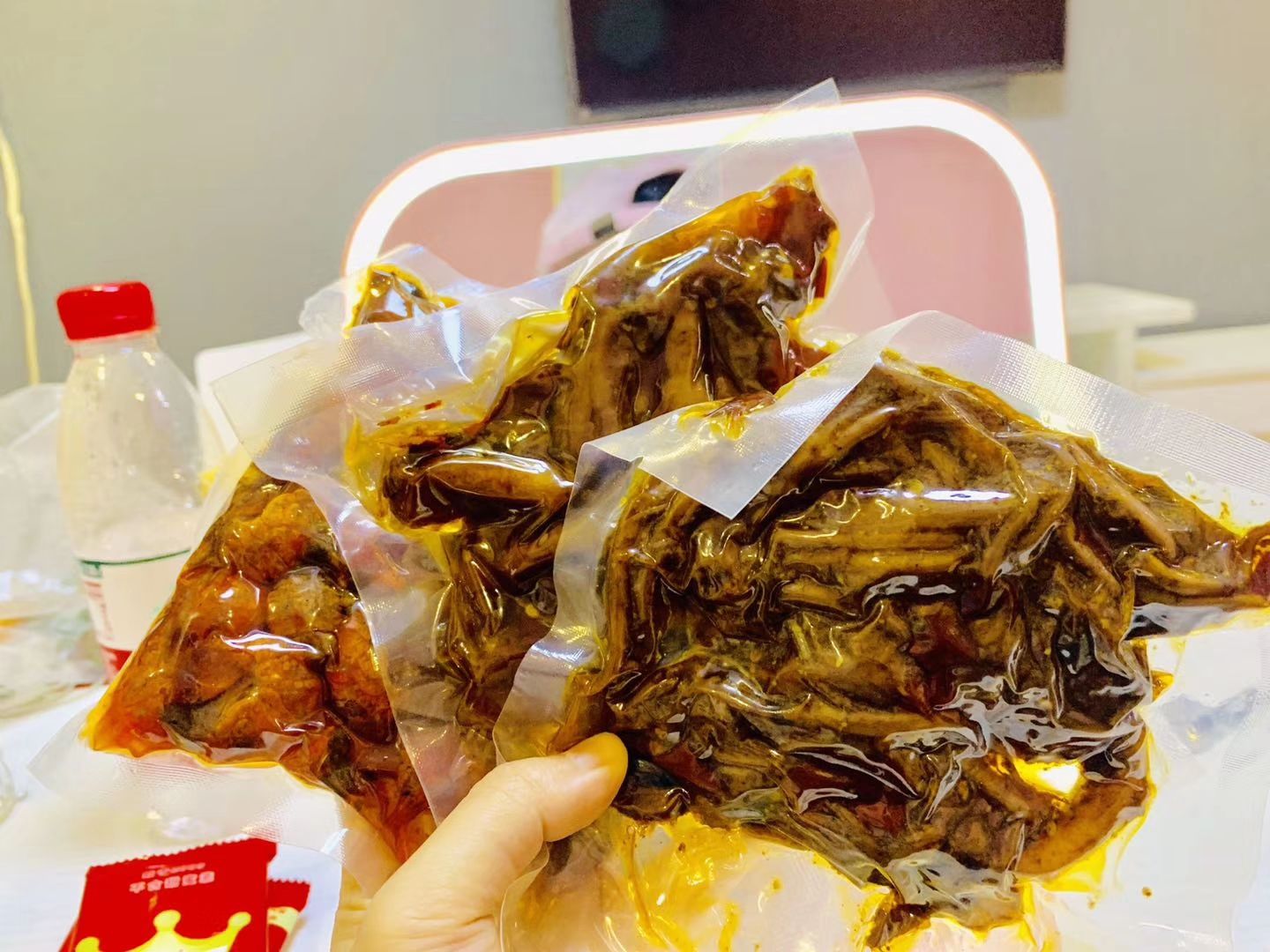 糯娃辣上瘾重庆特色麻辣小吃，你值得拥有