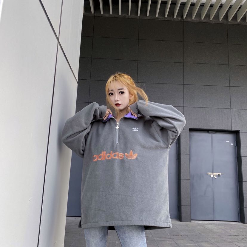 江苏进口潮牌衣服 穿上合身  质量1:1 价格实惠 招代理