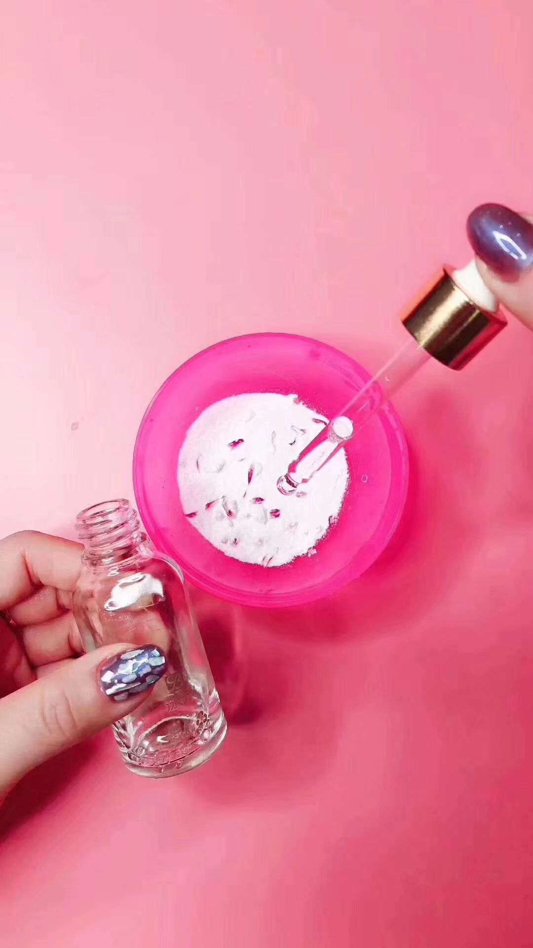 冰亦花瓣面膜，含有千日红花瓣, 美白补水,清洁皮肤,紧致肌肤