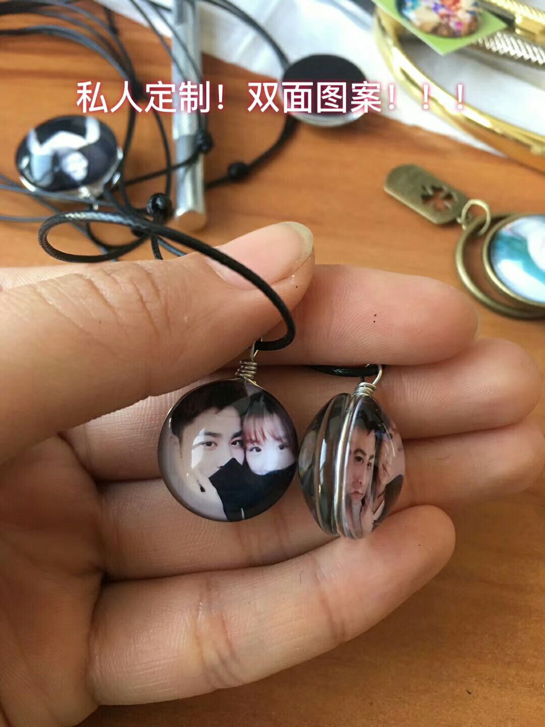 《私人照片定制》DIY手机壳，手链，项链，钥匙扣，皮筋。