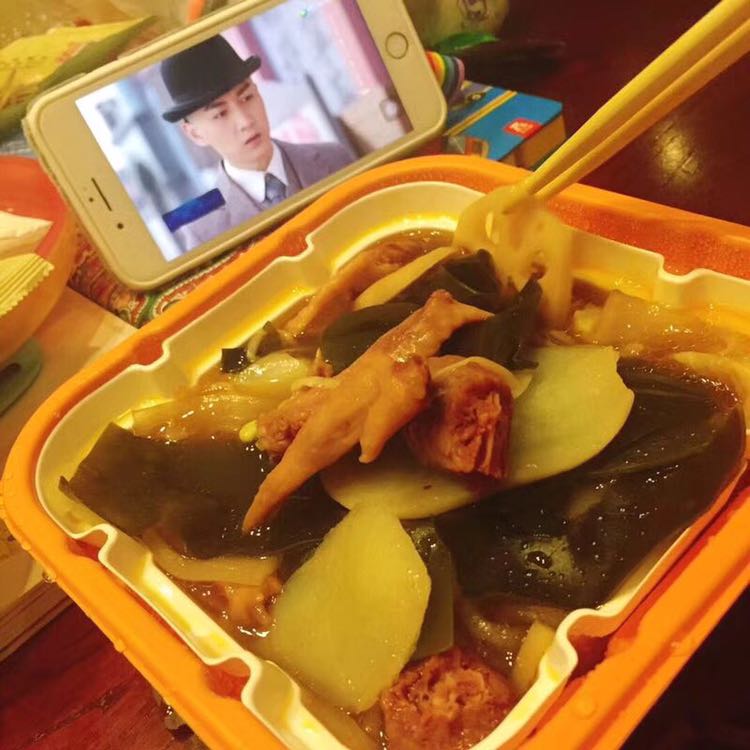 杨家酱小火锅嗨翻你的味蕾，诚招代理！