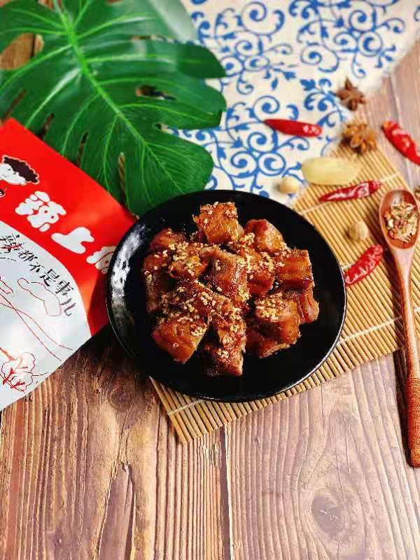 网红小吃 辣上瘾！真过瘾！吃货们别错过