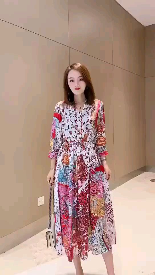 欧韩原单高端爆款女装批发，八千家一手厂家货源