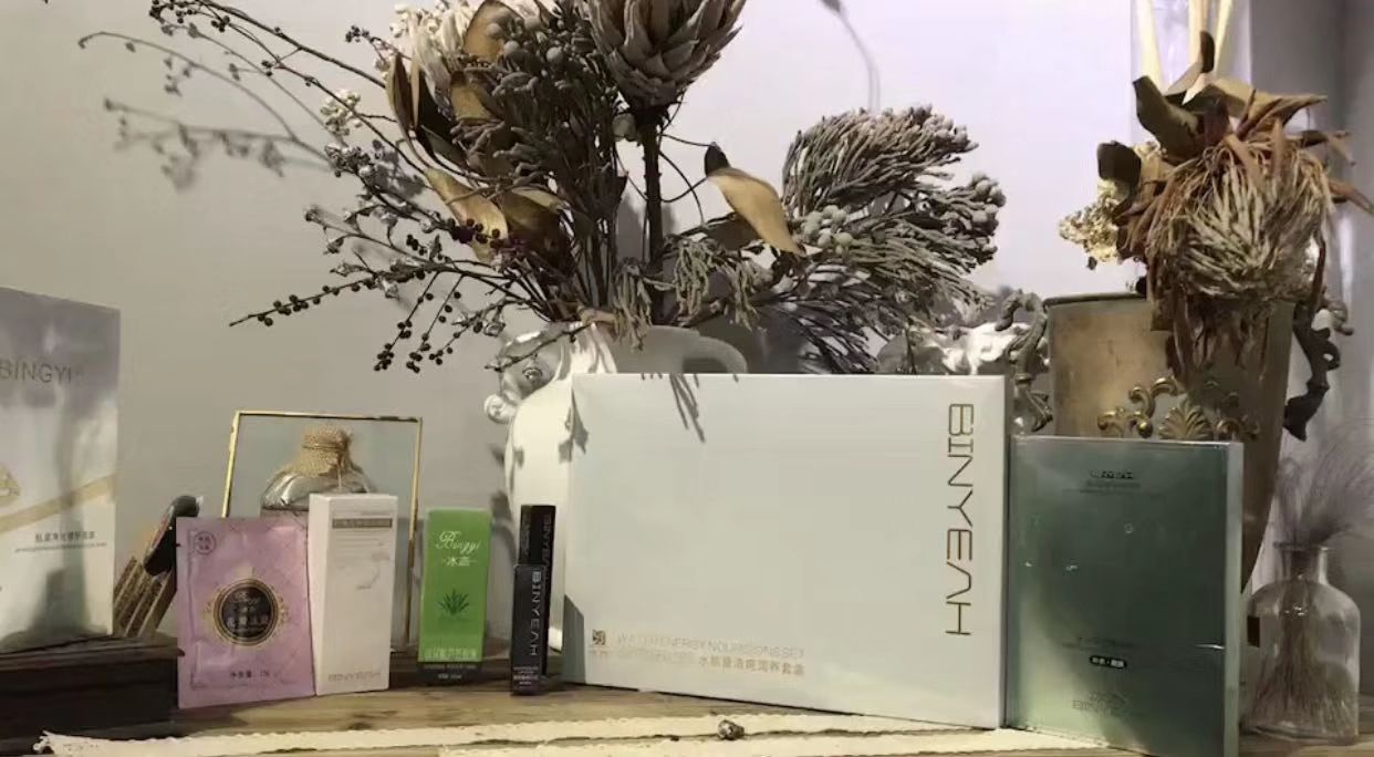 冰亦花瓣面膜，很好用的面膜，喜欢的宝宝可以私信我