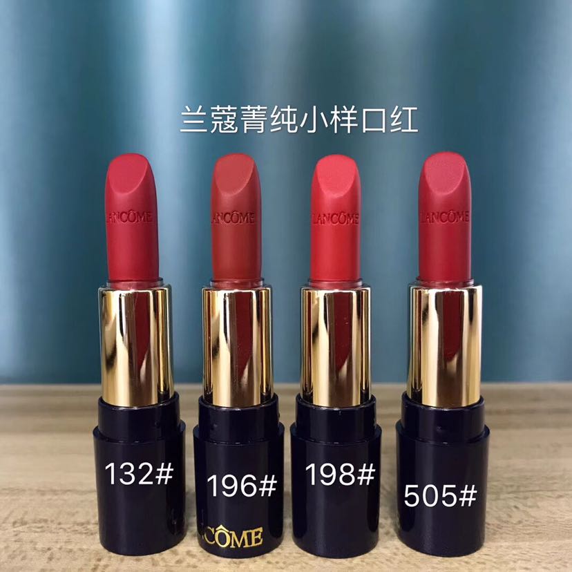 大牌彩妆一件拿货 一件也是批发价