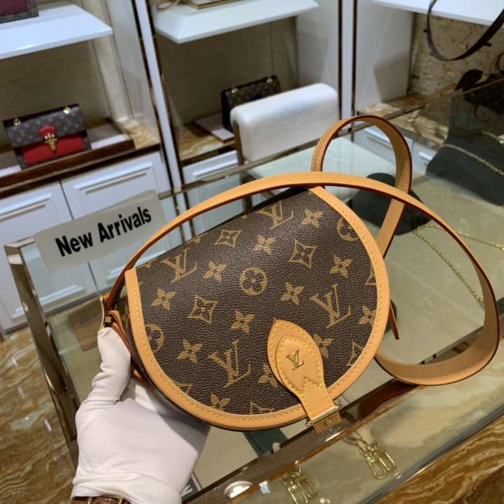 广州尾货品牌包包一手批发