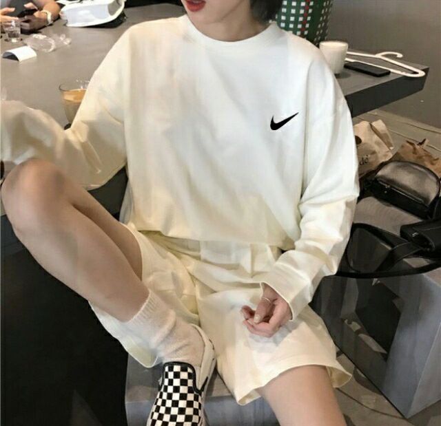 潮流时尚品牌服装一手货源招募代理(图1)