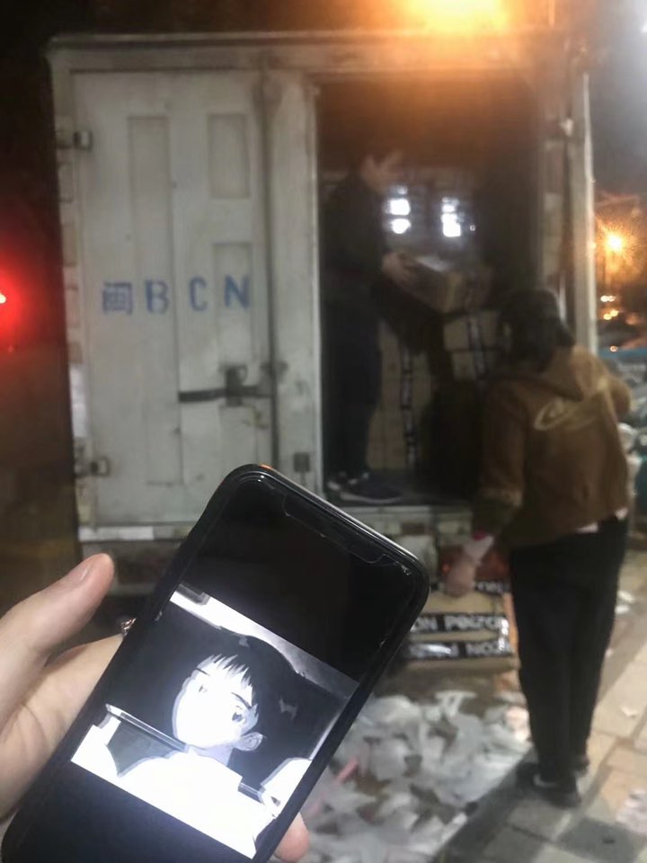 运动鞋厂家一手货源批发(图1) 运动鞋厂家一手货源批发(图1)