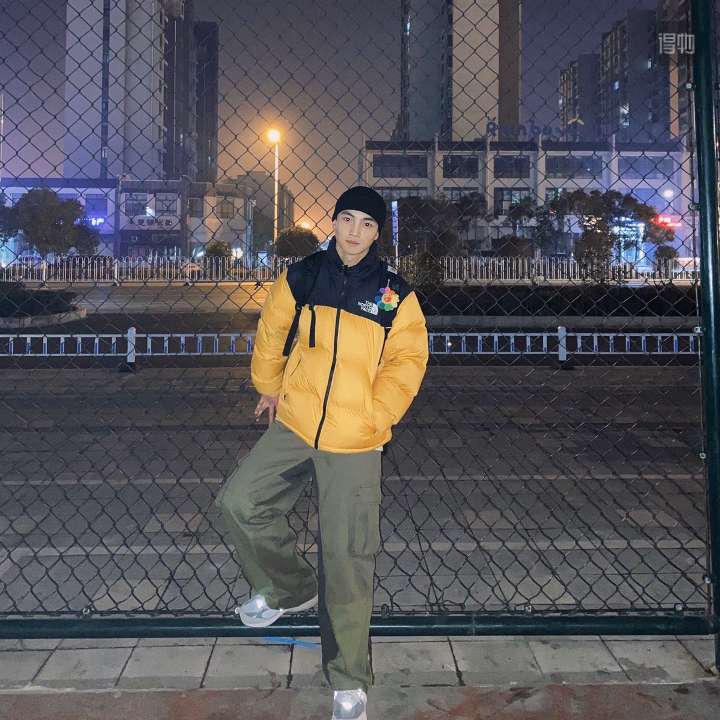 运动服装品牌货源加盟代理(图1) 运动服装品牌货源加盟代理(图1)