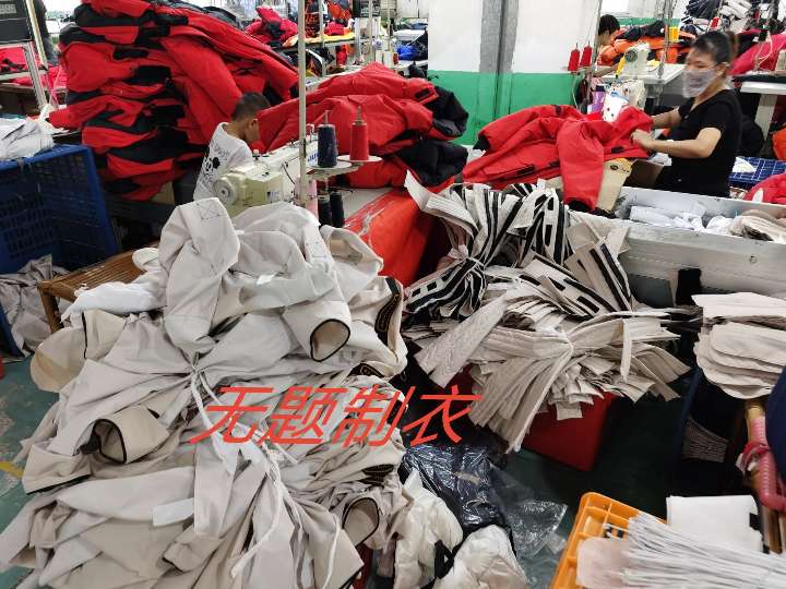 服装库存尾货一件批发(图2) 服装库存尾货一件批发(图2)