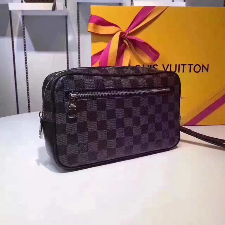 国际大牌奢侈品低价特卖 全部都是工厂货 超低价