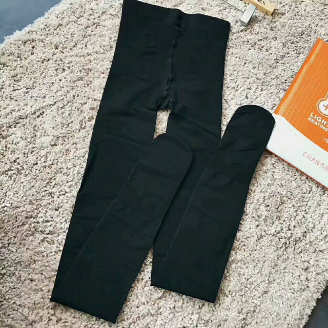 三秒发热一体袜，80一件，只适合时尚女