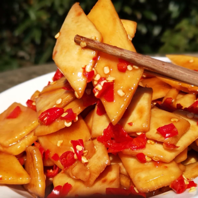 各类小吃美食诚招代理，发发广告就能赚钱