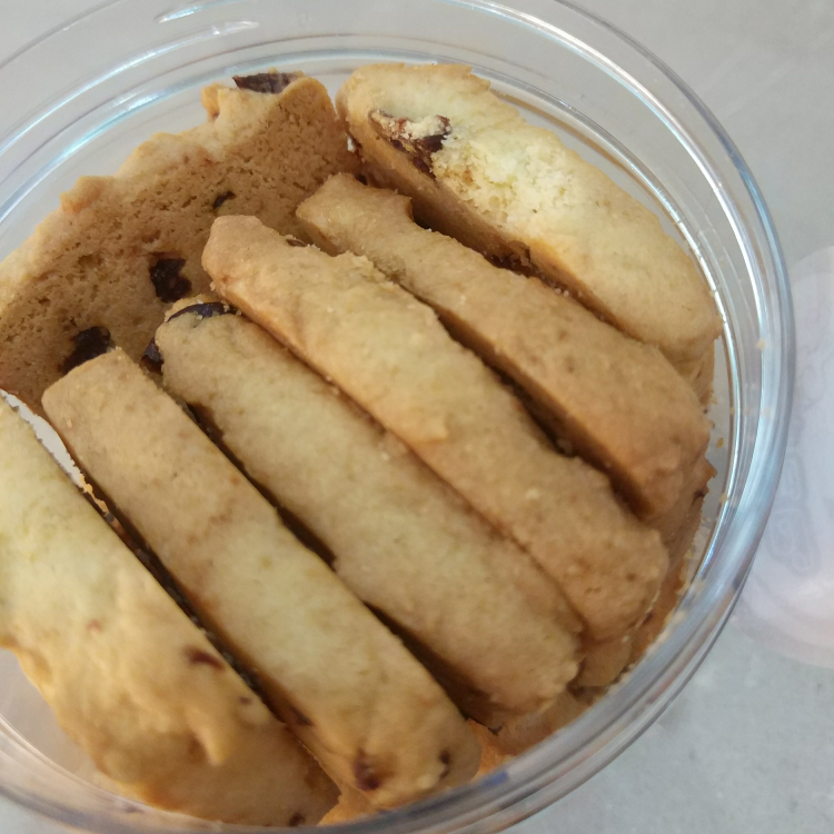 纯自己制作各饼干，零售批发，请大家多多支持