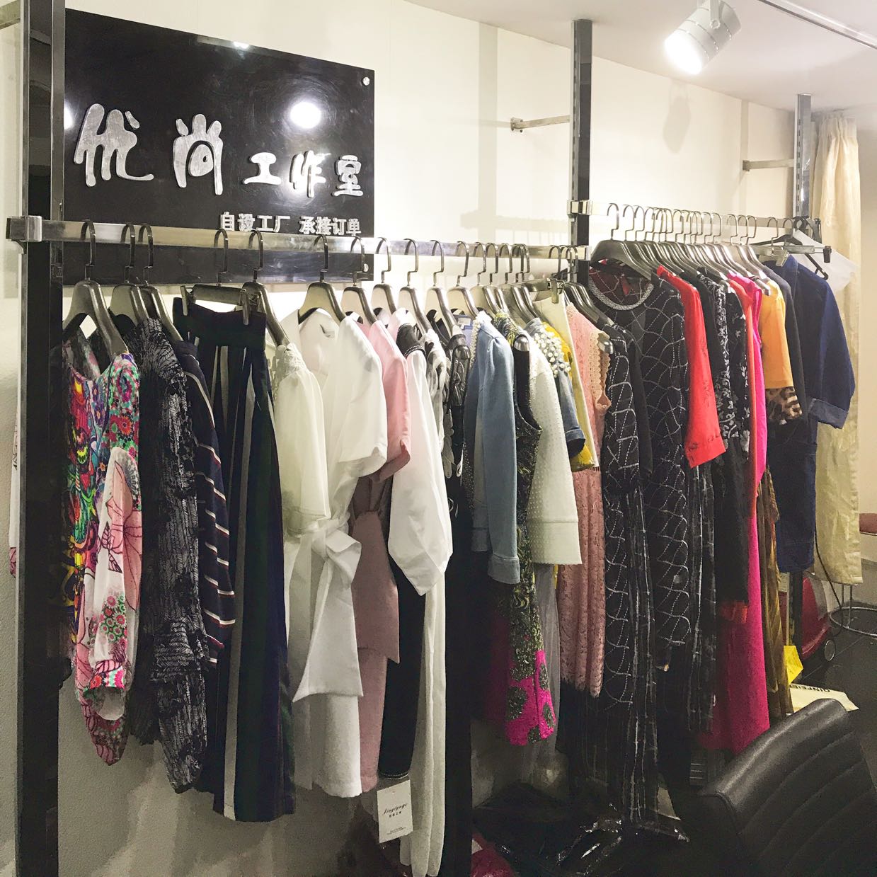 东莞市虎门服装货源 批发价19~25元左右 现货质量保证