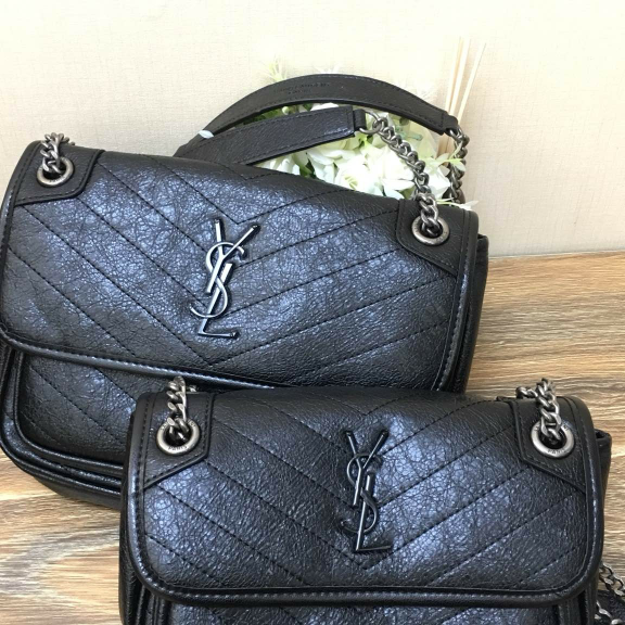 与工厂合作生产大牌女包，全国招代理，一手货源