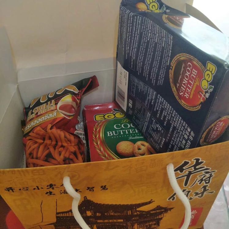 代理零食大礼包
